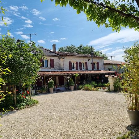 La Fontenelle Chambres D'Hotes Sainte-Severe Exteriör bild